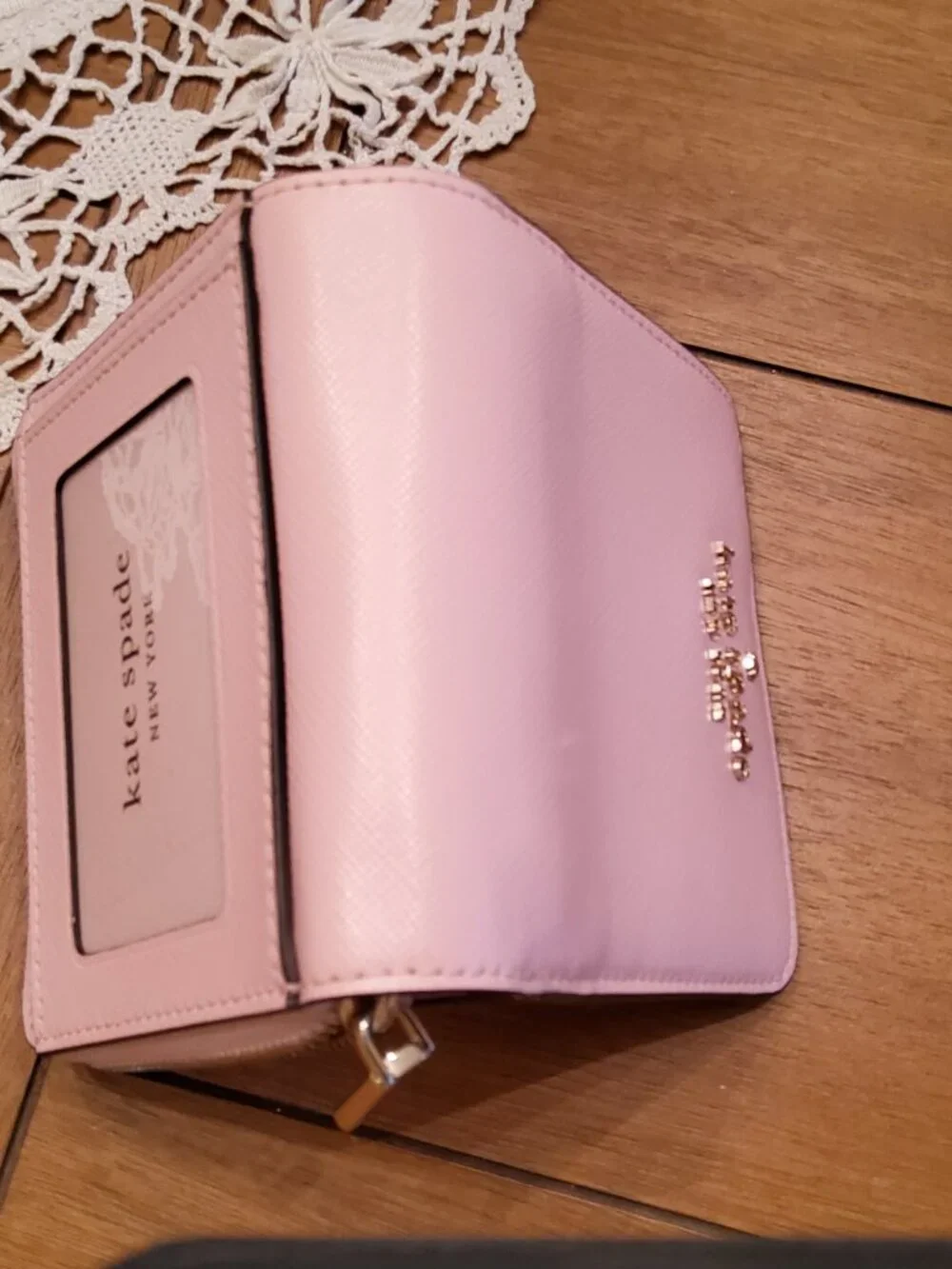 New Kate Spade Bifold Wallet in Pink - Picture 6 of 7